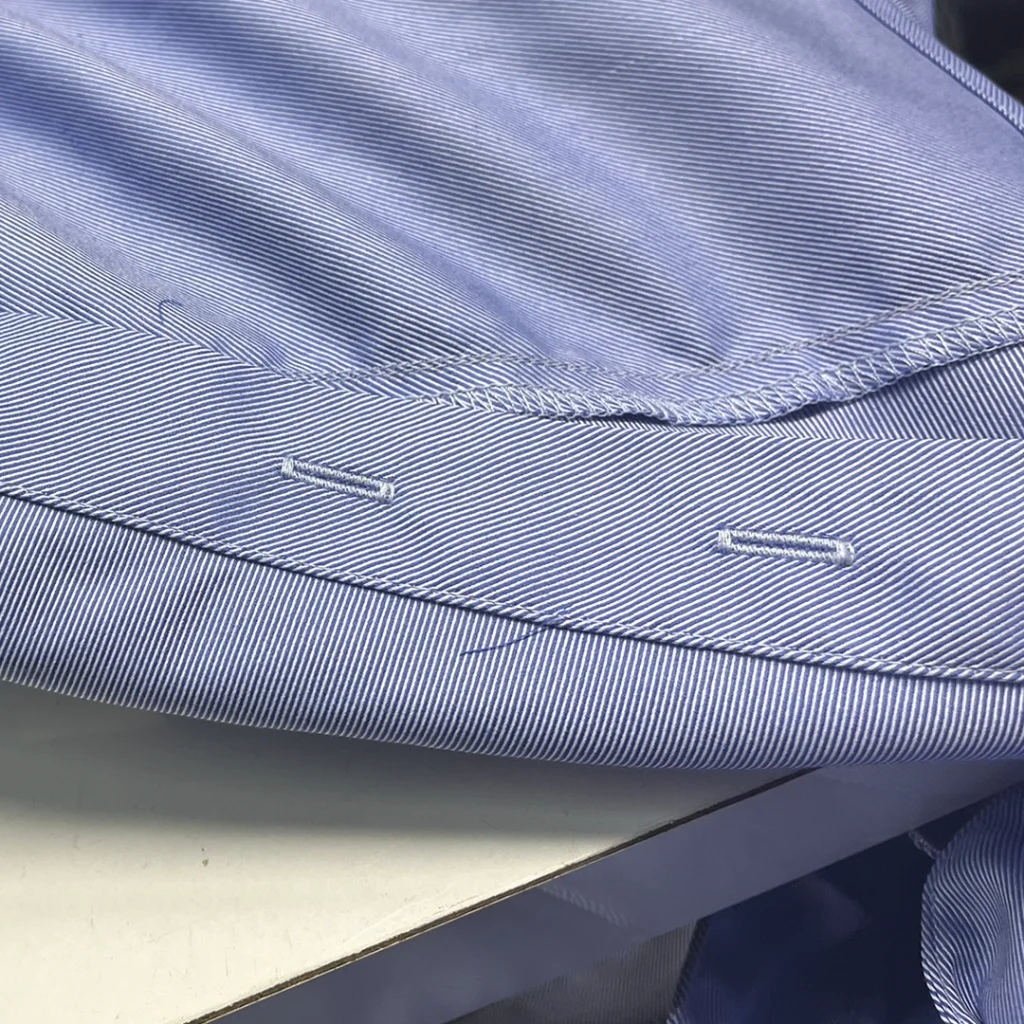 Servicio de ojaladores (camisas)
Realizamos el servicio de ojales para camisas de damas y caballeros.